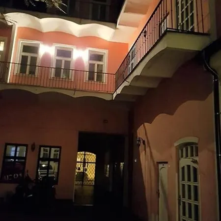 Apartment Near Congress Centre I.